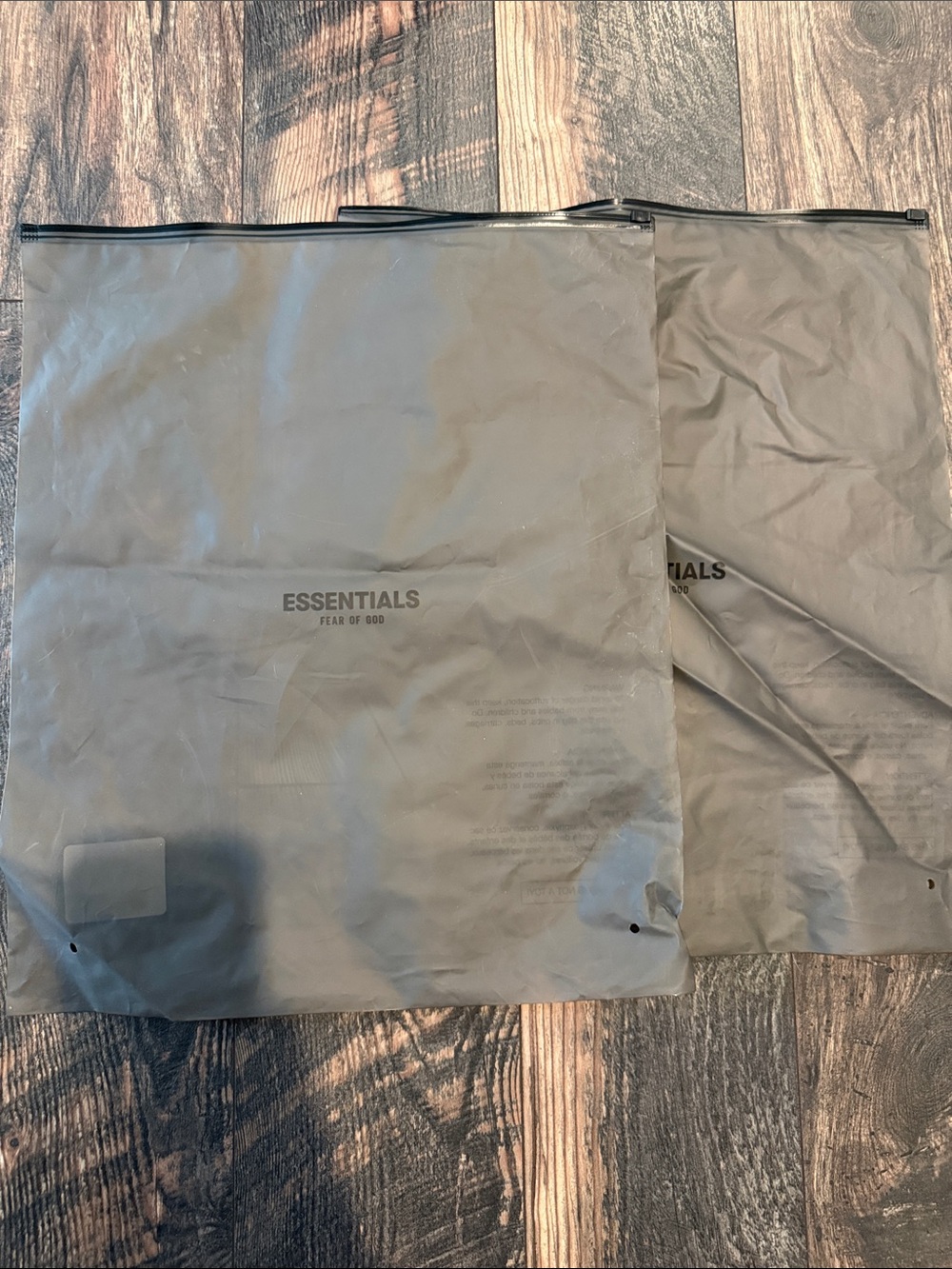 Essentials fear of God coral Hoodie & Shorts Set. Xs. New! - Picture 9 of 9